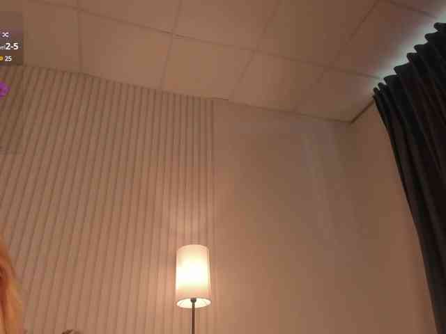 Vanessa-Walters webcam