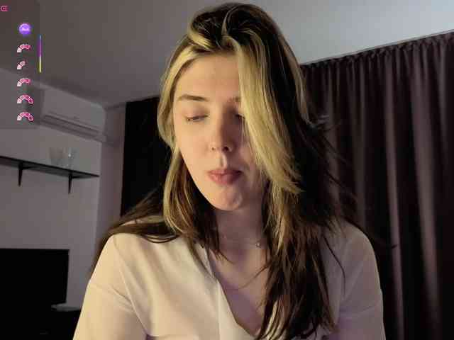 Vanessa-Walters webcam