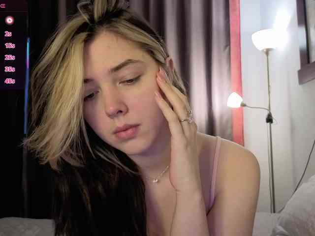 Vanessa-Walters webcam