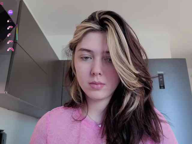 Vanessa-Walters webcam