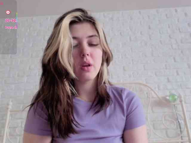 Vanessa-Walters webcam