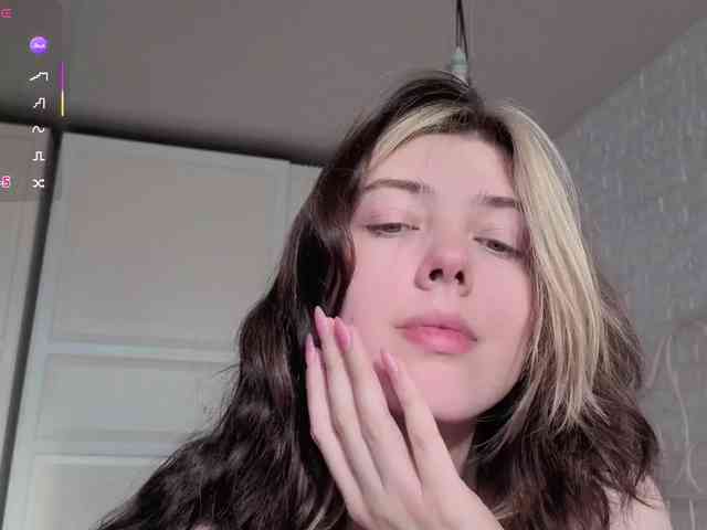 Vanessa-Walters webcam