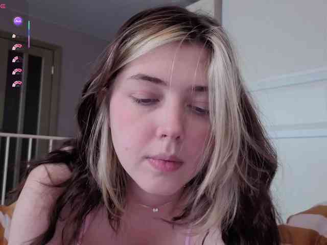 Vanessa-Walters webcam