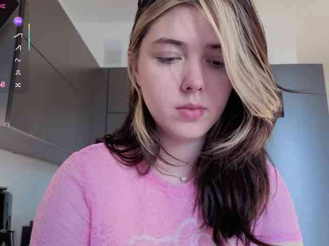 Vanessa-Walters webcam