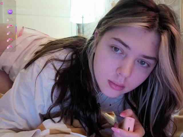 Vanessa-Walters webcam