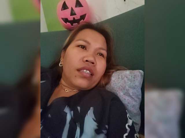 Bunnygreen's BongaCams show and profile