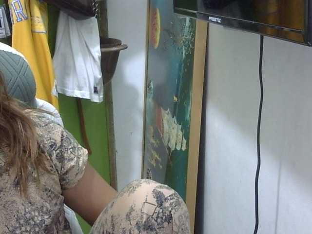 Bunnygreen's BongaCams show and profile