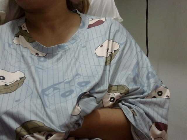 Bunnygreen's BongaCams show and profile