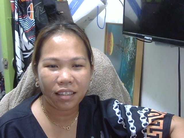 Bunnygreen's BongaCams show and profile