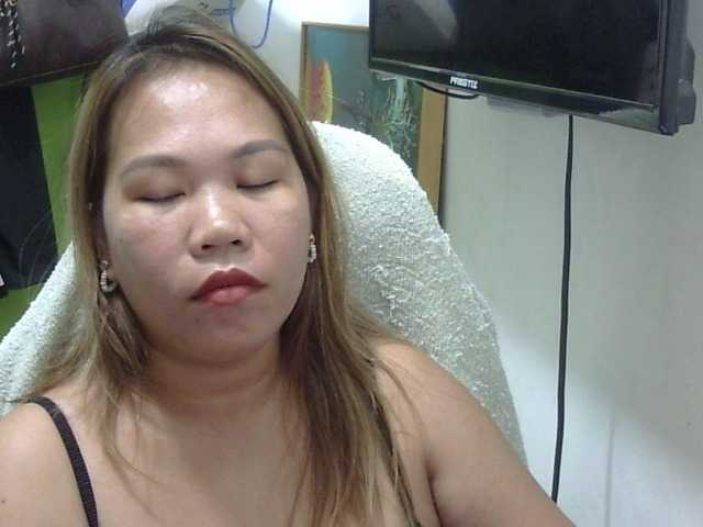 Bunnygreen's BongaCams show and profile