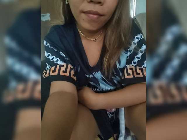 Bunnygreen's BongaCams show and profile