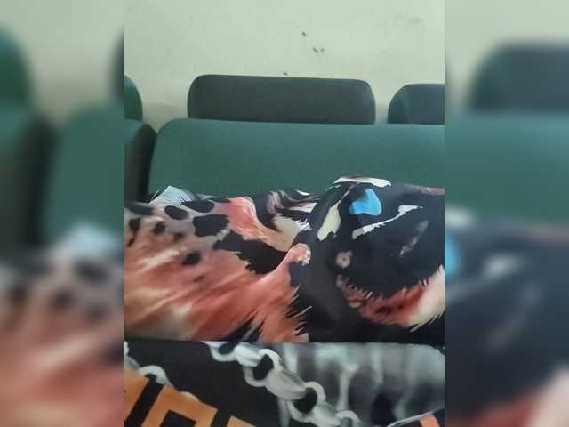 Bunnygreen's BongaCams show and profile