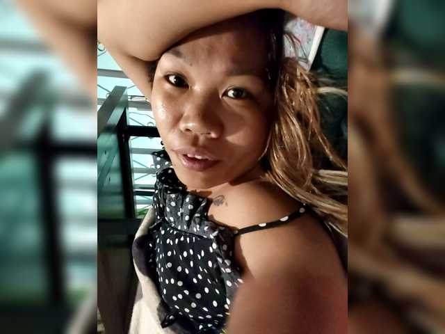 Bunnygreen's BongaCams show and profile