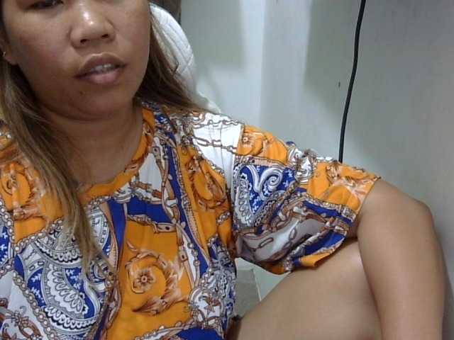 Bunnygreen's BongaCams show and profile