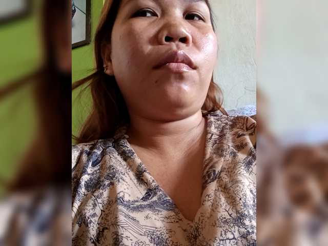 Bunnygreen's BongaCams show and profile