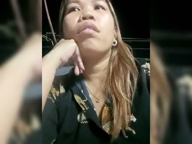 Bunnygreen's BongaCams show and profile