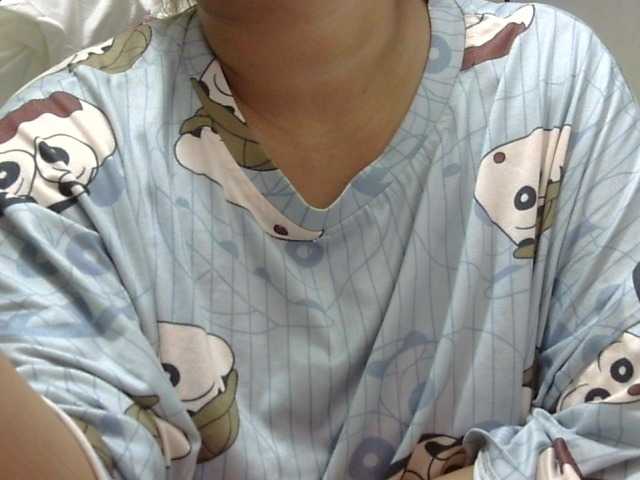 Bunnygreen's BongaCams show and profile