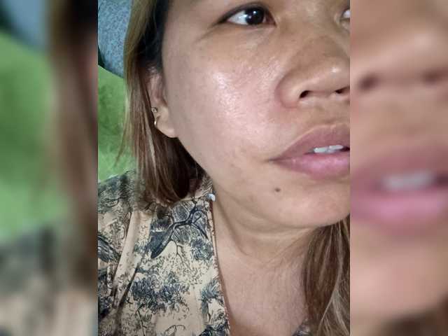 Bunnygreen's BongaCams show and profile