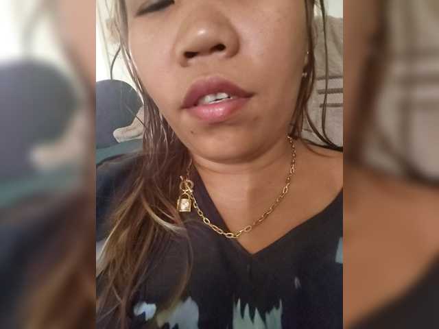 Bunnygreen's BongaCams show and profile