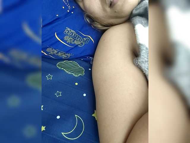 Bunnygreen's BongaCams show and profile