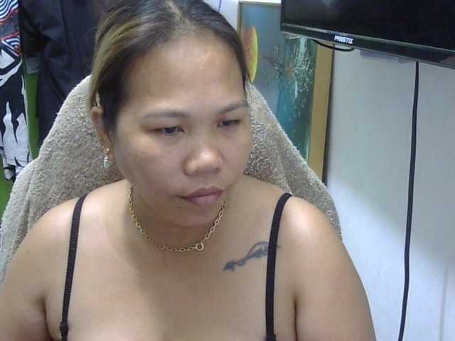 Bunnygreen's BongaCams show and profile