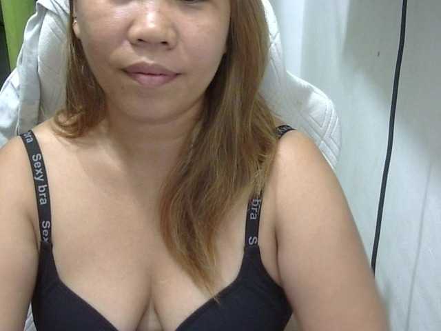 Bunnygreen's BongaCams show and profile