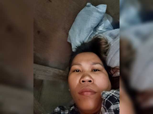 Bunnygreen's BongaCams show and profile