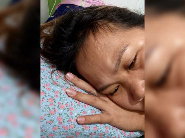 Bunnygreen's BongaCams show and profile