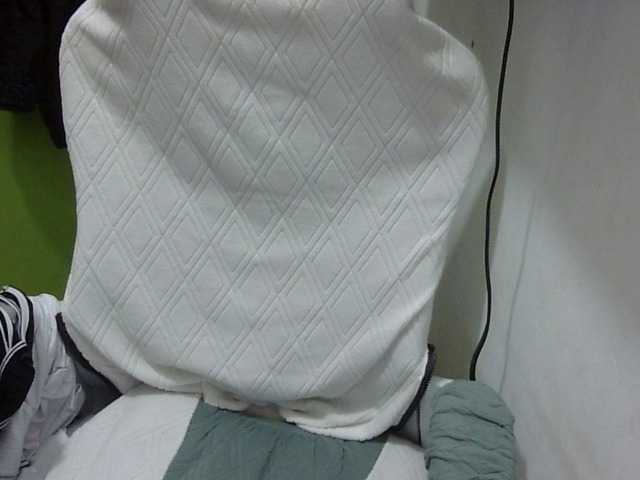 Bunnygreen's BongaCams show and profile