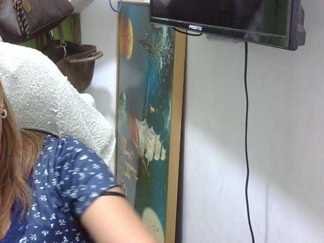 Bunnygreen's BongaCams show and profile