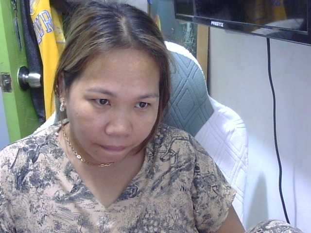 Bunnygreen's BongaCams show and profile