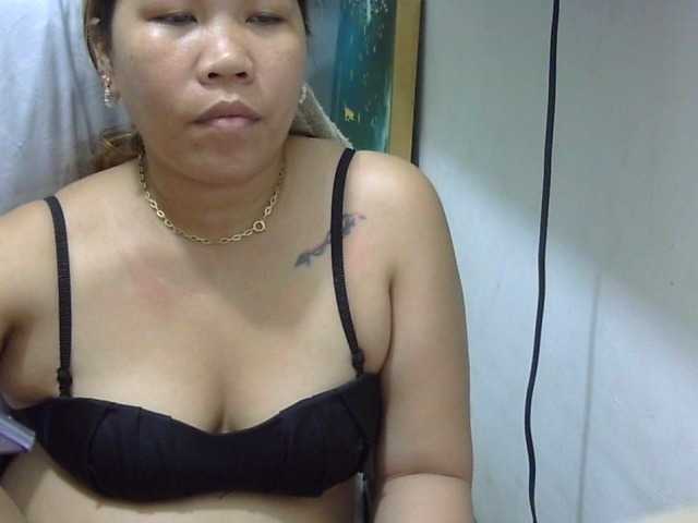 Bunnygreen's BongaCams show and profile