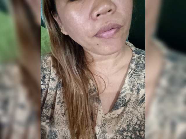 Bunnygreen's BongaCams show and profile