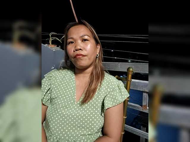 Bunnygreen's BongaCams show and profile