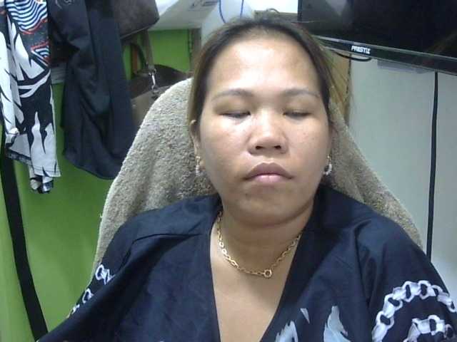 Bunnygreen's BongaCams show and profile