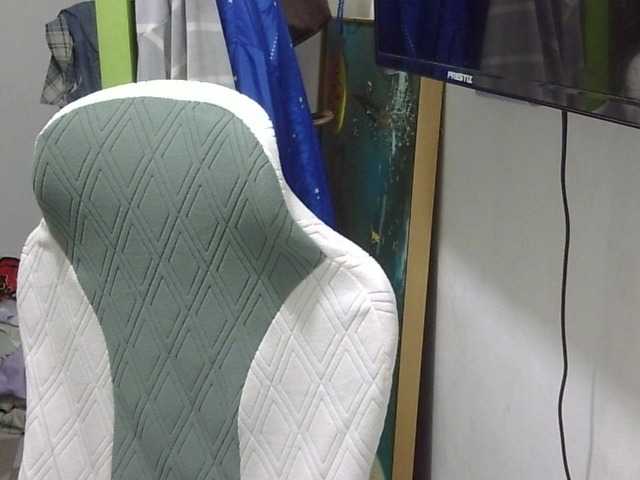 Bunnygreen's BongaCams show and profile