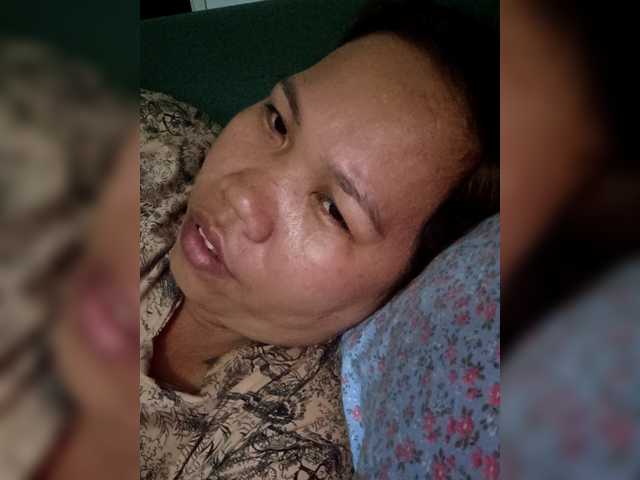 Bunnygreen's BongaCams show and profile