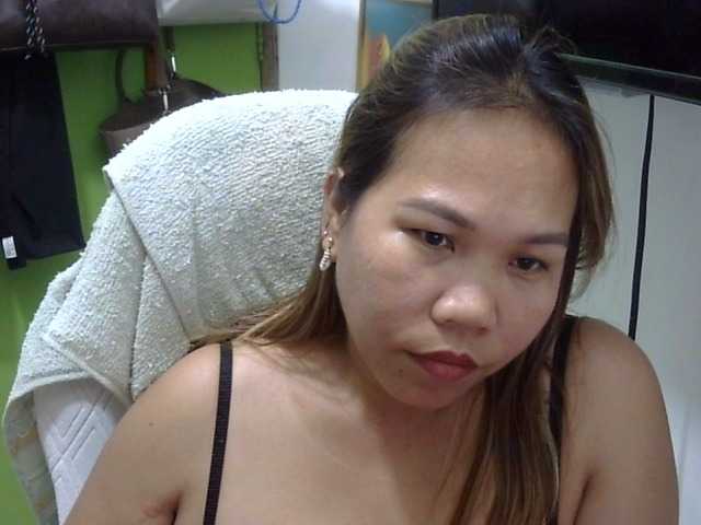 Bunnygreen's BongaCams show and profile