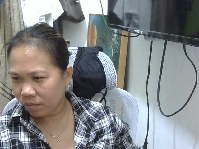 Bunnygreen's BongaCams show and profile