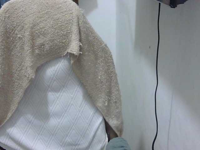 Bunnygreen's BongaCams show and profile