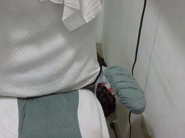 Bunnygreen's BongaCams show and profile