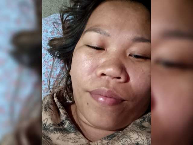 Bunnygreen's BongaCams show and profile