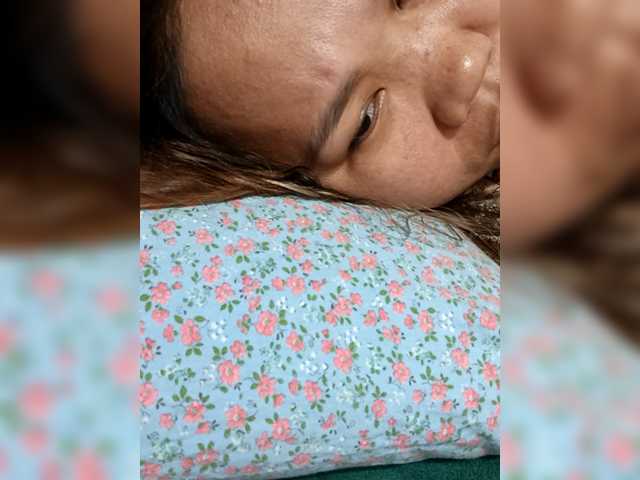 Bunnygreen's BongaCams show and profile