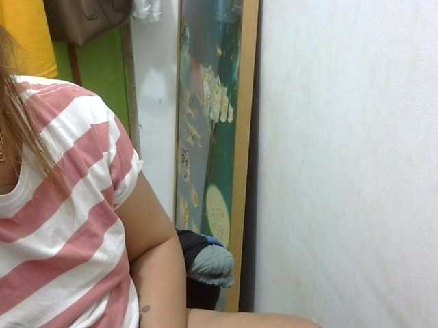 Bunnygreen's BongaCams show and profile