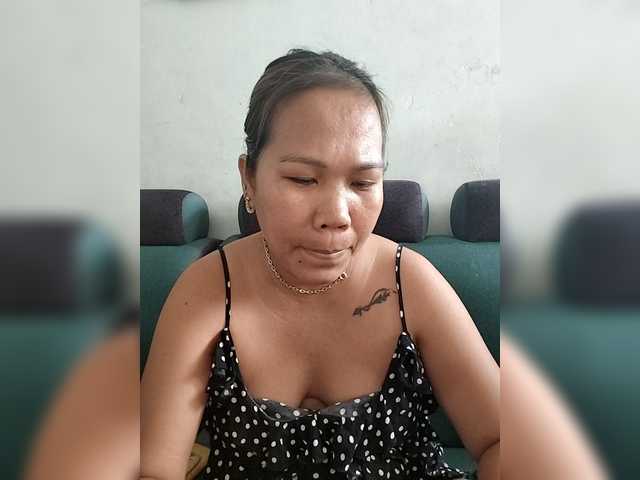 Bunnygreen's BongaCams show and profile