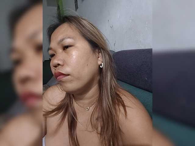 Bunnygreen's BongaCams show and profile