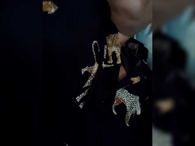 Bunnygreen's BongaCams show and profile