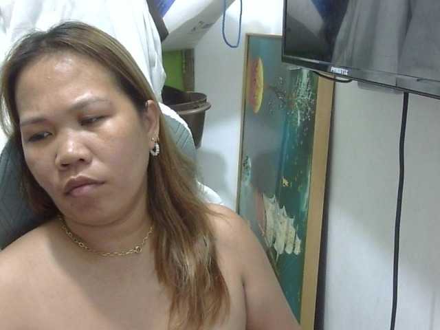 Bunnygreen's BongaCams show and profile