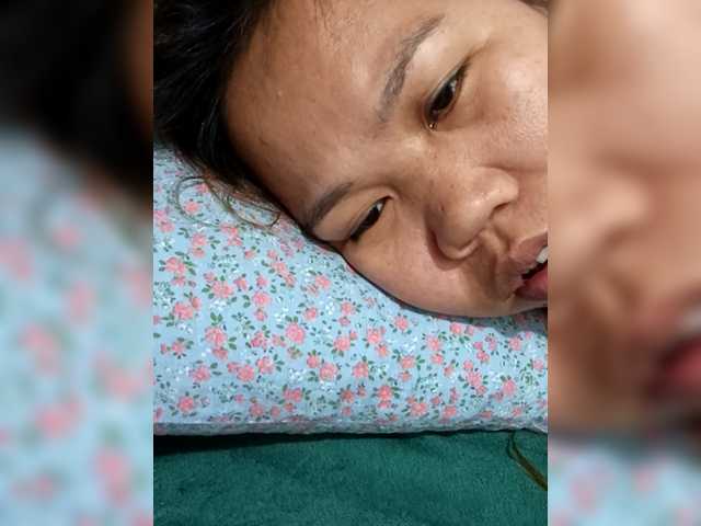 Bunnygreen's BongaCams show and profile