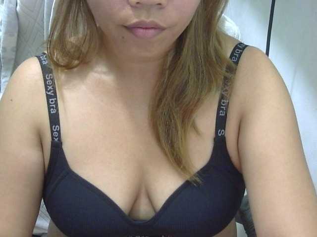 Bunnygreen's BongaCams show and profile